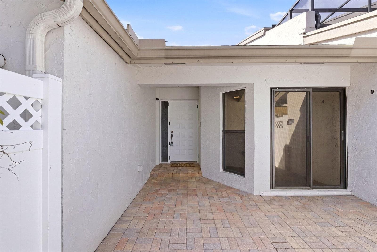 6670 Canary Palm Circle, Boca Raton, FL 33433 photo 2