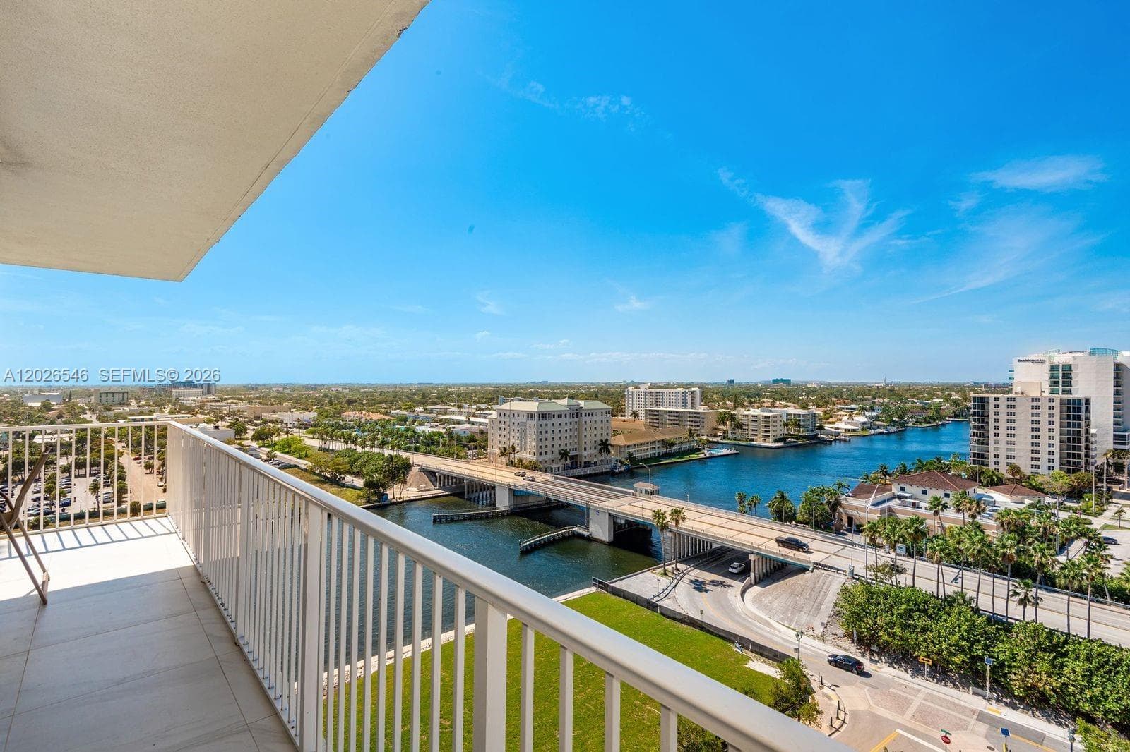 3020 NE 32nd Ave # 1401, Fort Lauderdale, FL 33308 photo 2