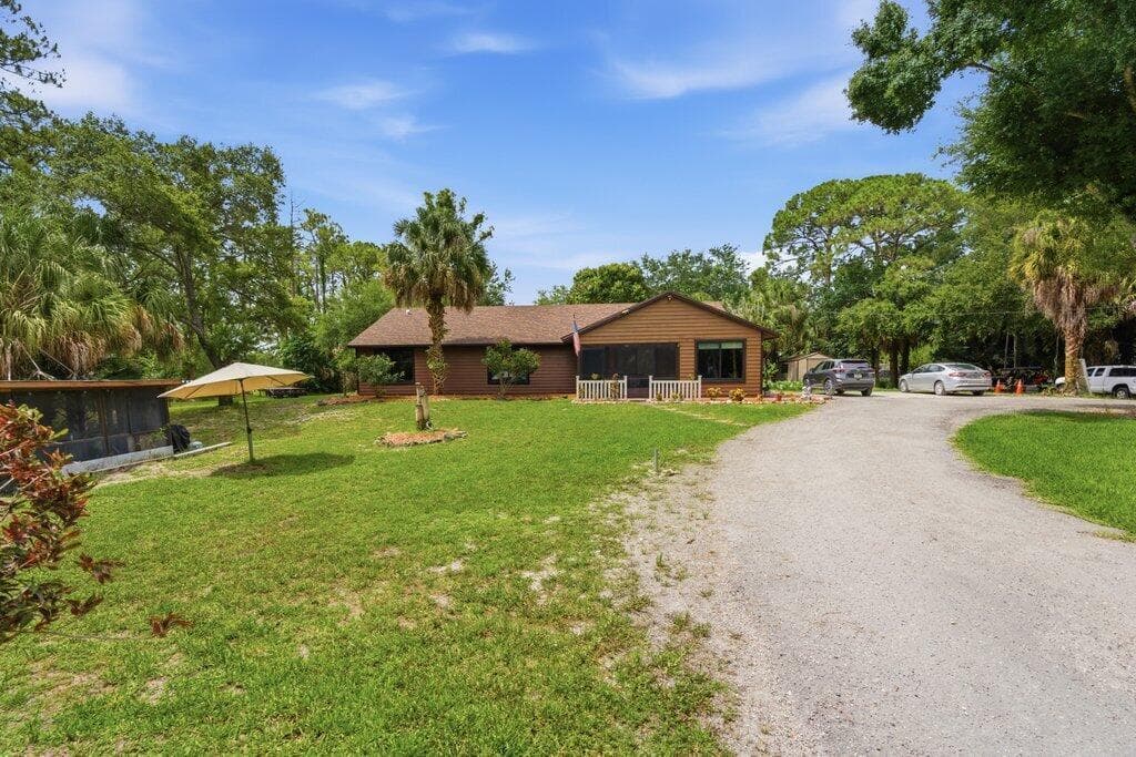 16888 Hialeah Drive W, FL 33470 photo 3