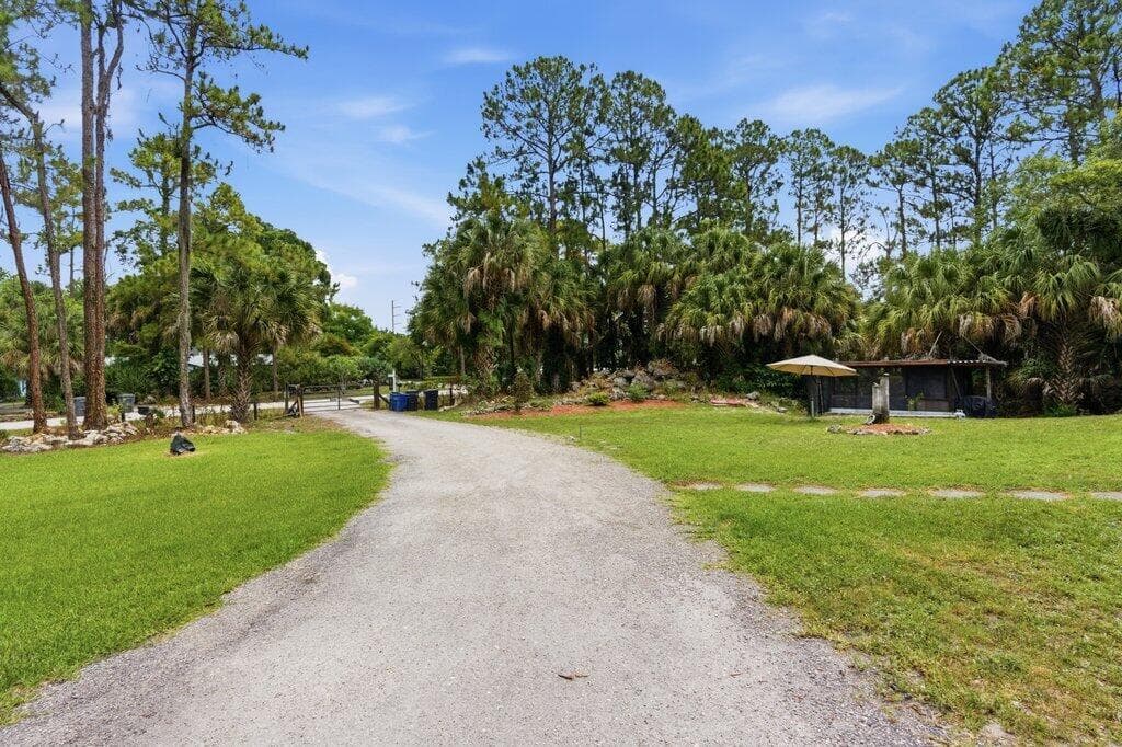 16888 Hialeah Drive W, FL 33470 photo 5