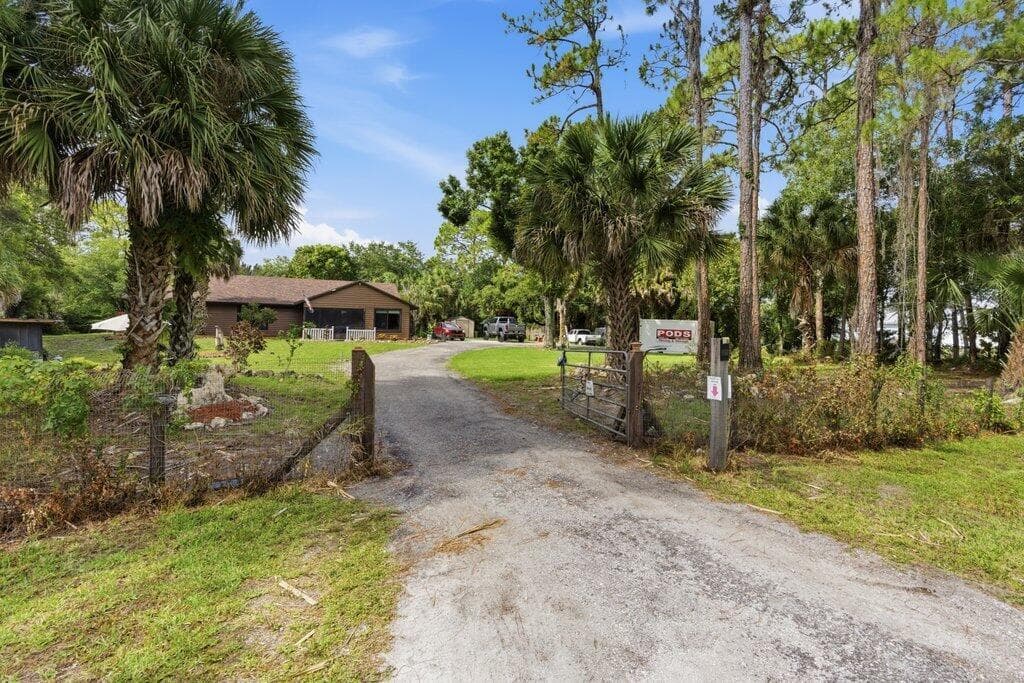 16888 Hialeah Drive W, FL 33470 photo 4