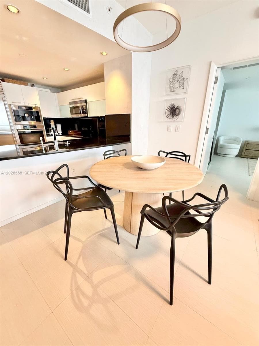 17121 Collins Ave # 1207, Sunny Isles Beach, FL 33160 photo 3