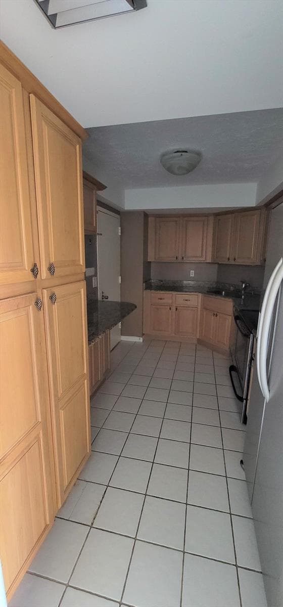 2425 Presidential Way # 402, West Palm Beach, FL 33401 photo 2