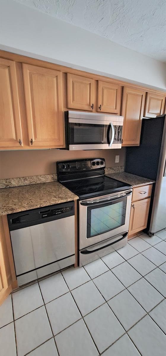 2425 Presidential Way # 402, West Palm Beach, FL 33401 photo 4