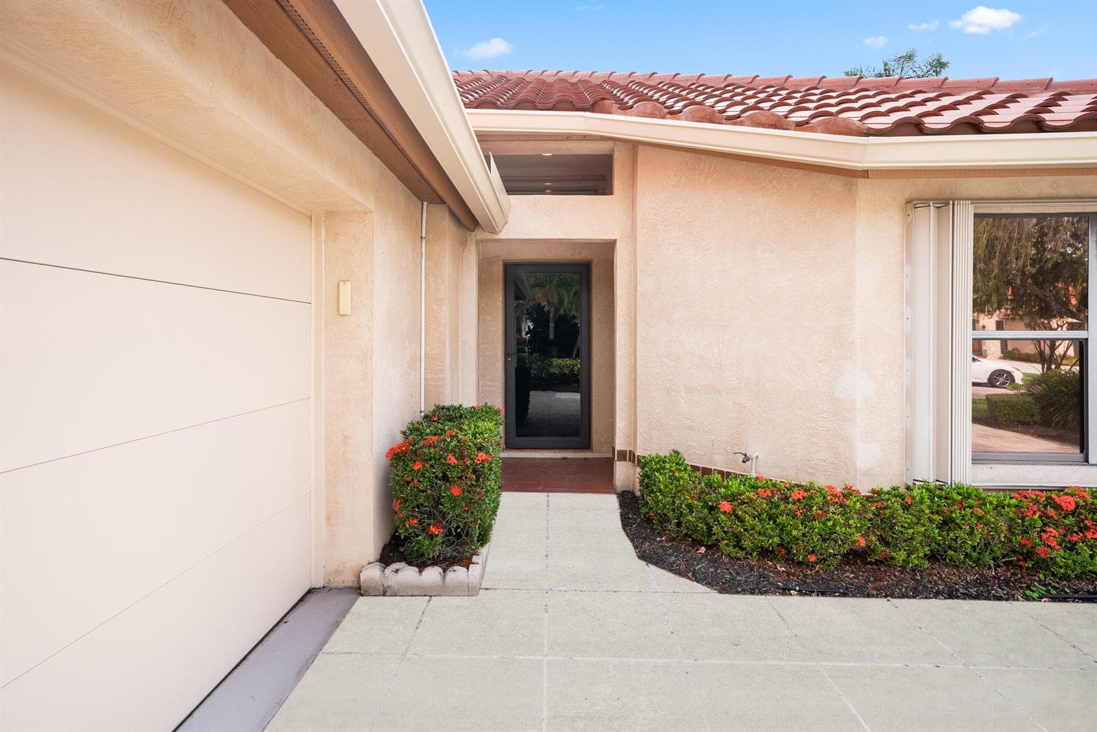 2735 SW Mariposa Circle, Palm City, FL 34990 photo 2