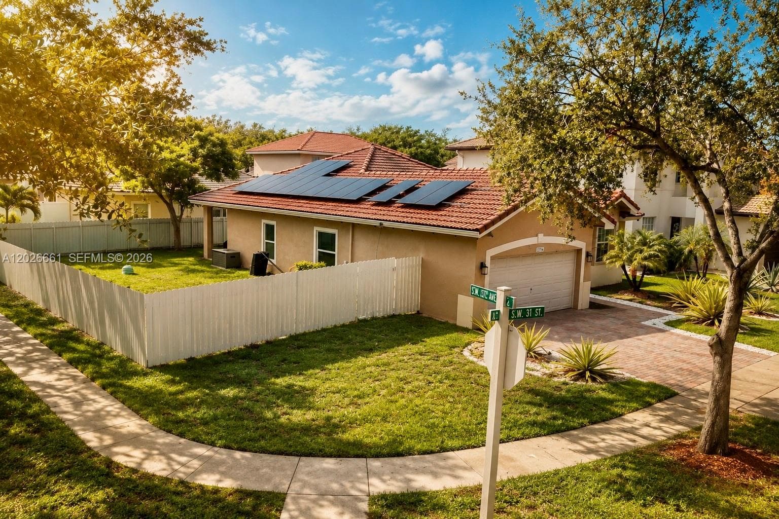 13704 SW 31st St, Miramar, FL 33027 photo 2