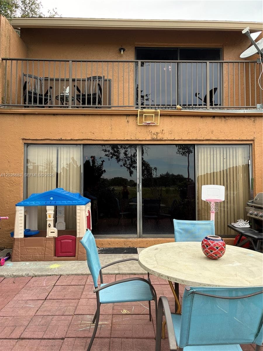 2828 NW 80th Ave, Sunrise, FL 33322 photo 4