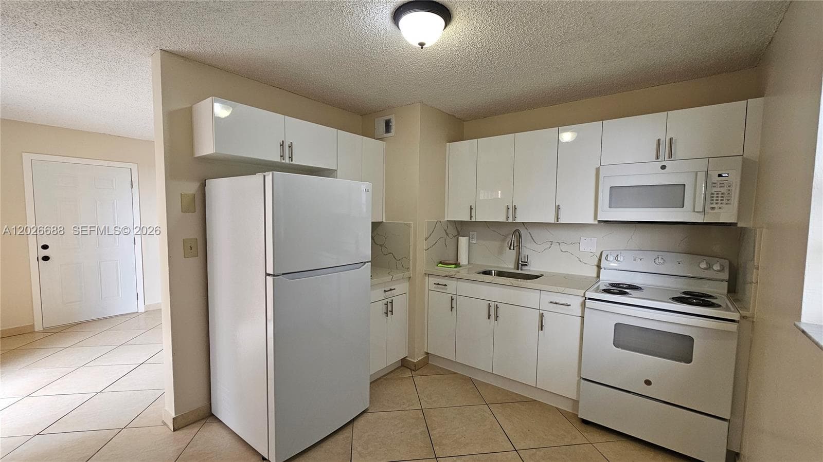 1235 NW 6th St # 3, Miami, FL 33125 photo 2