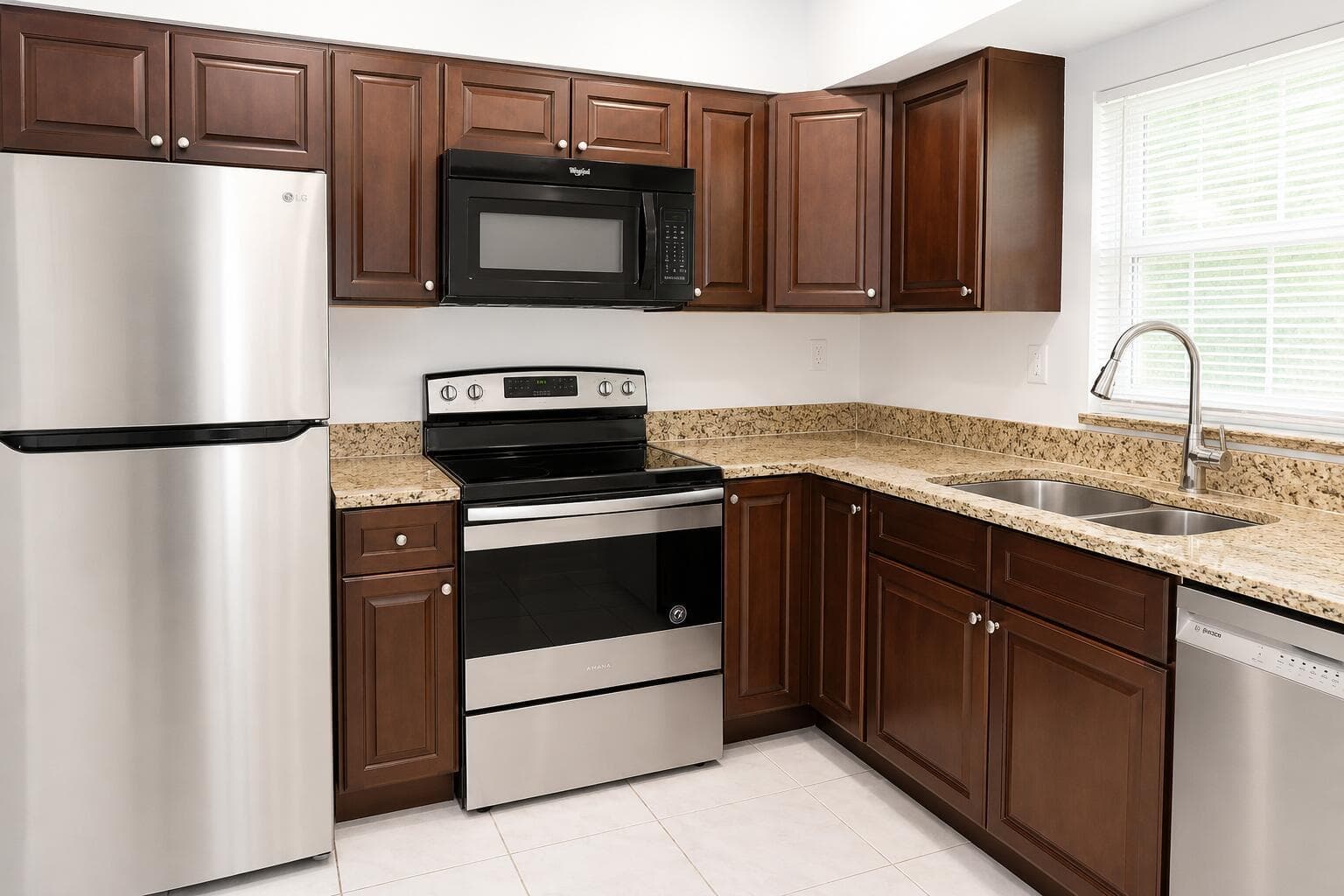 92 Lariat Circle, Boca Raton, FL 33487 photo 3