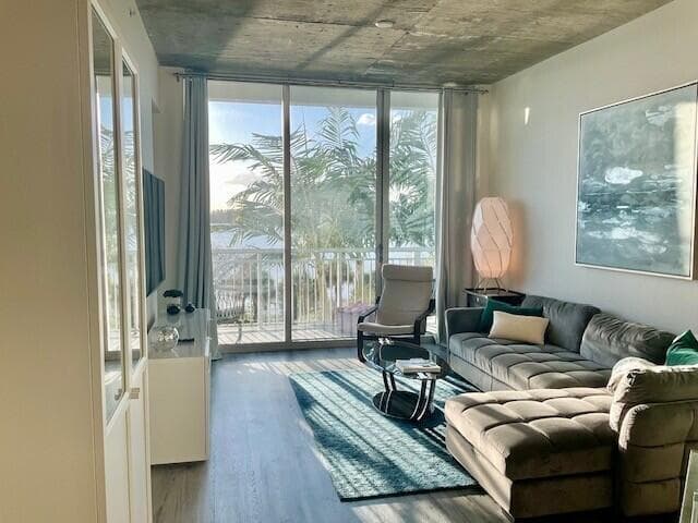 300 S Australian Avenue # 328, West Palm Beach, FL 33401 photo 3