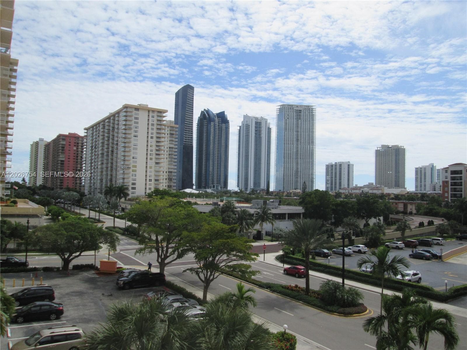 251 174th St # 411, Sunny Isles Beach, FL 33160 photo 3