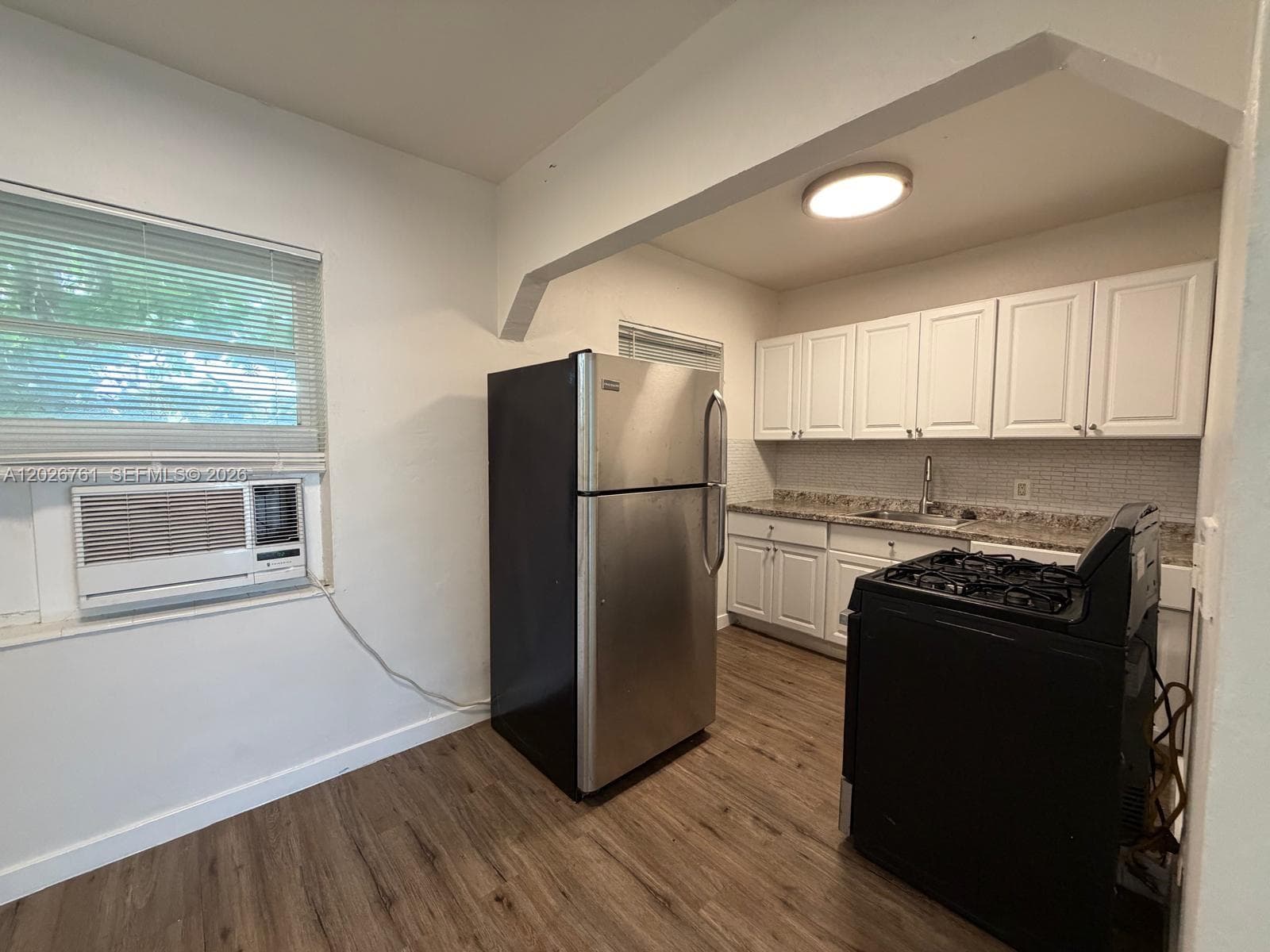 541 SW 7th St # 3, Miami, FL 33130 photo 5