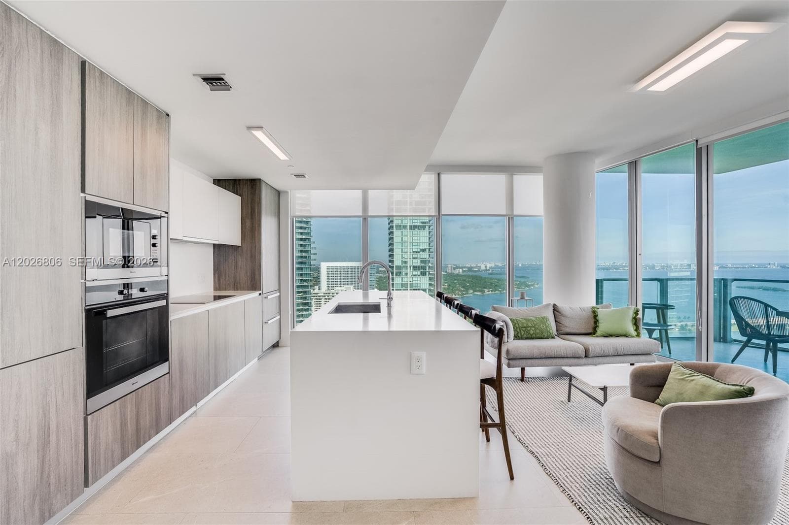 2900 NE 7th Ave # 3702, Miami, FL 33137 photo 2