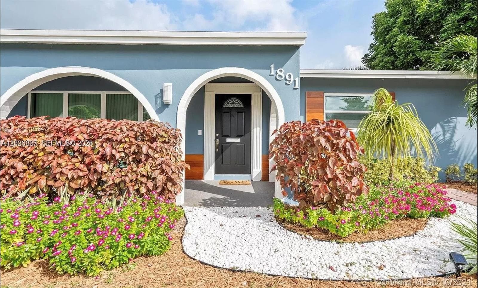 1891 NW 31st Ct, Oakland Park, FL 33309 photo 2