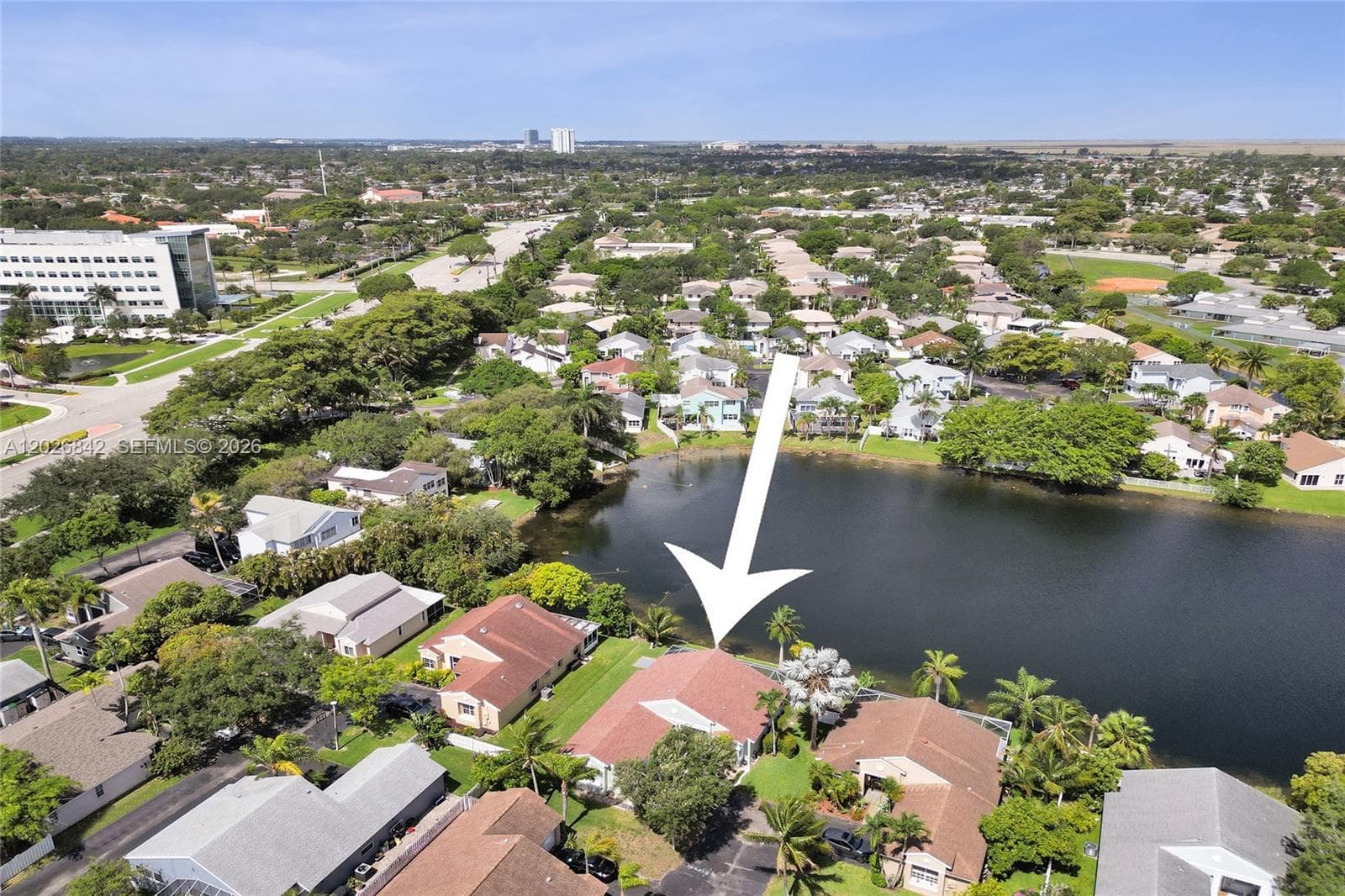 10639 Lago Welleby Dr, Sunrise, FL 33351 photo 2