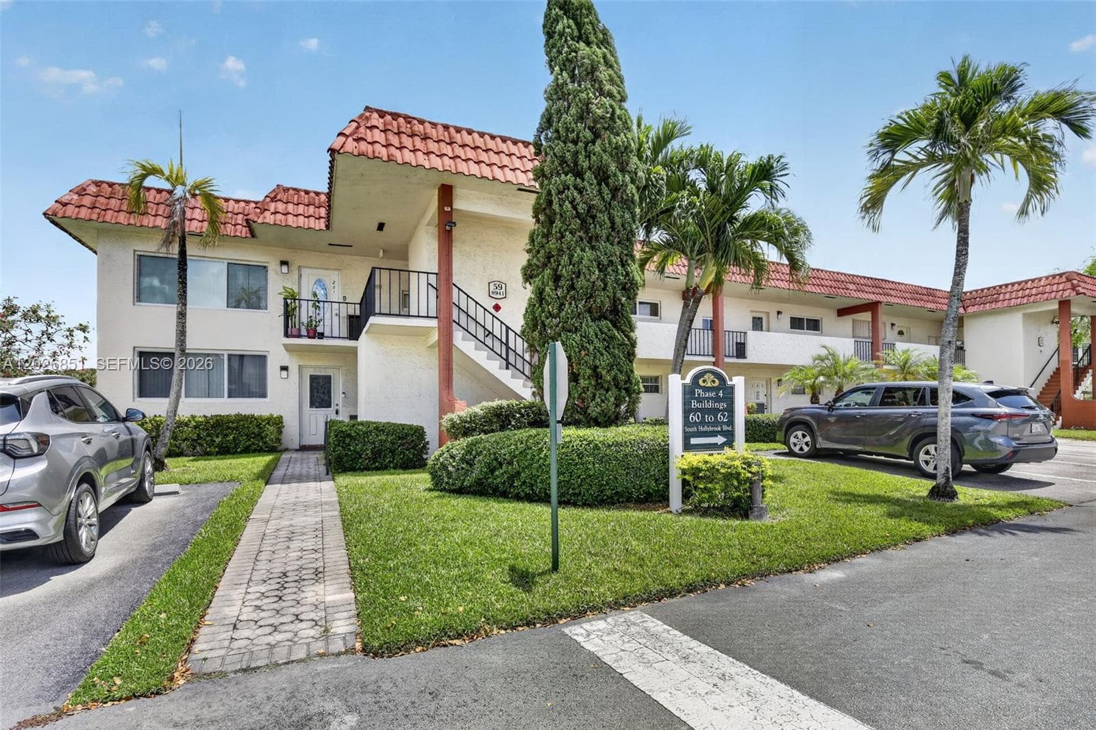 8941 S Hollybrook Blvd # 205, Pembroke Pines, FL 33025 photo 3