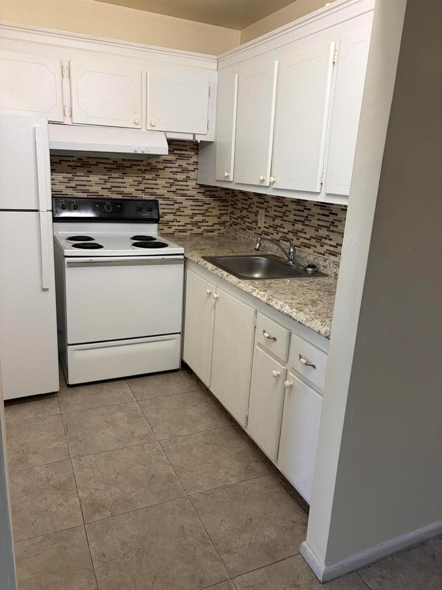 220 Berkshire K # 220, West Palm Beach, FL 33417 photo 4