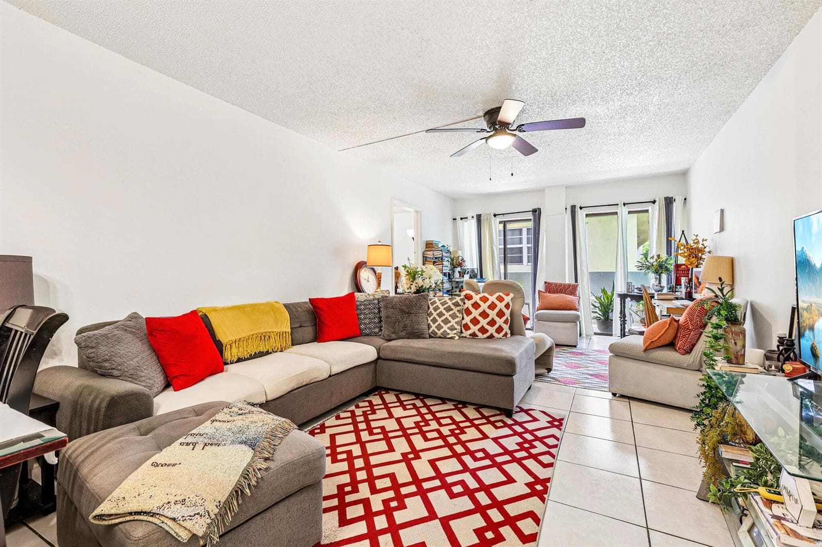 6941 Carlyle Avenue # 2e, Miami Beach, FL 33141 photo 3