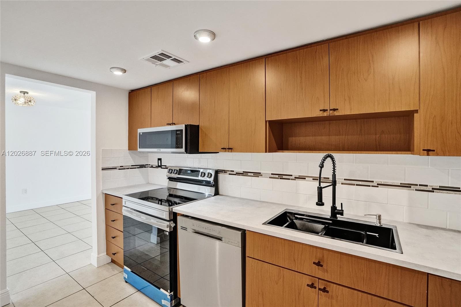 1800 Sans Souci Blvd # 435, North Miami, FL 33181 photo 2