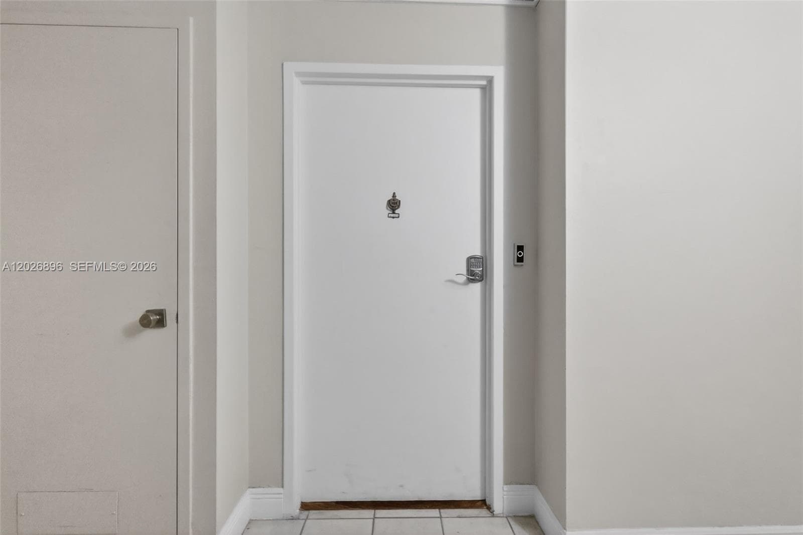 7135 Collins Ave # 1124, Miami Beach, FL 33141 photo 2
