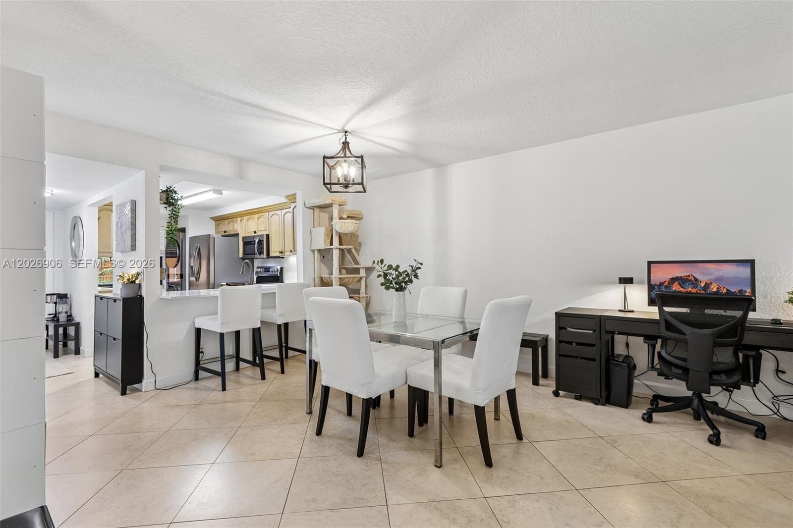 400 Commodore Dr # 206, Plantation, FL 33325 photo 3