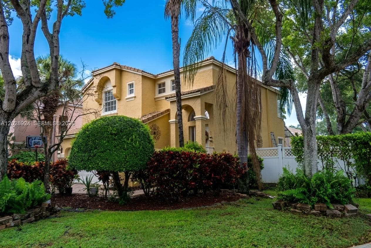 11405 NW 48th Ct, Coral Springs, FL 33076 photo 2