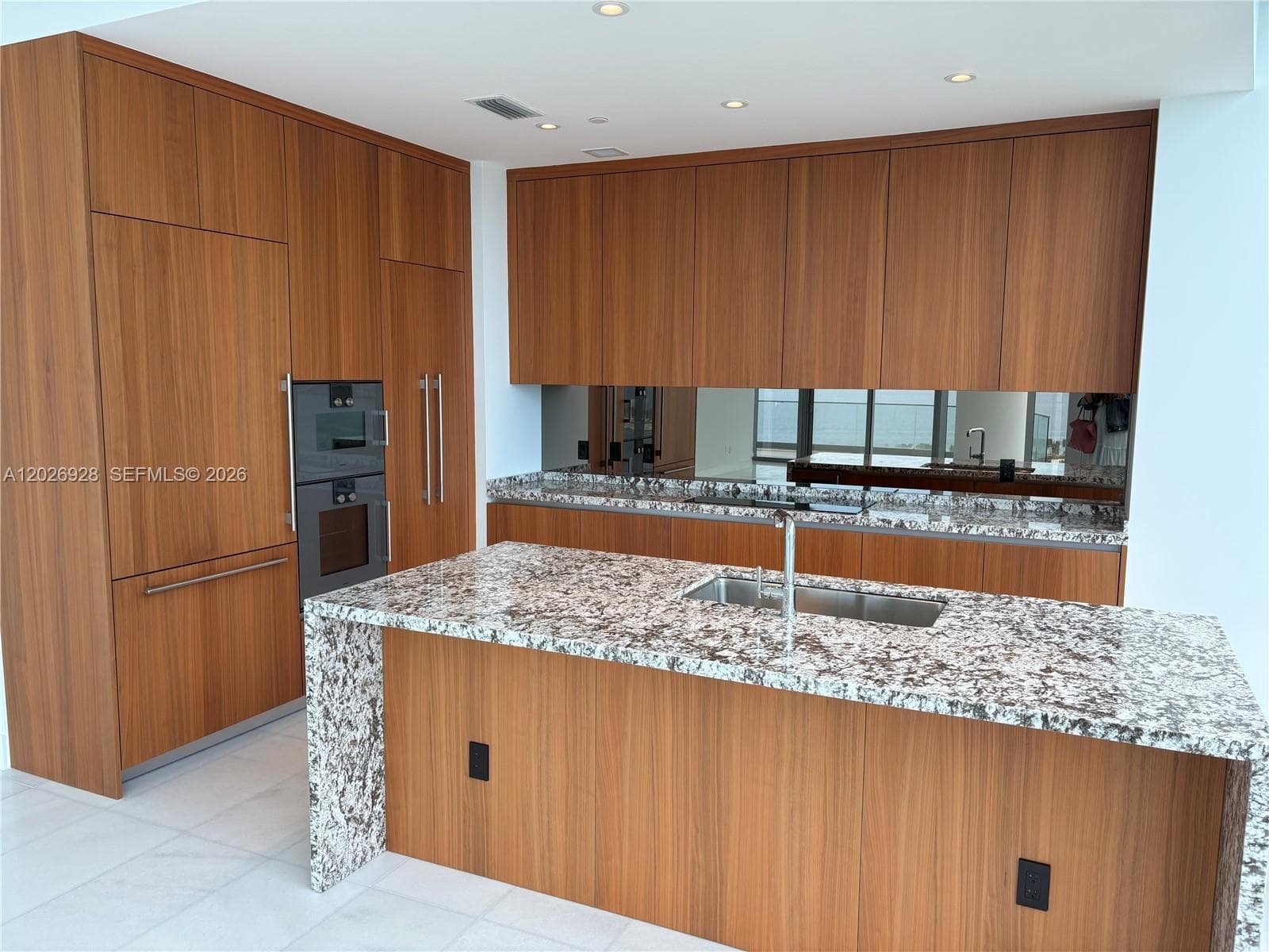175 SE 25 Road # 901, Miami, FL 33129 photo 5