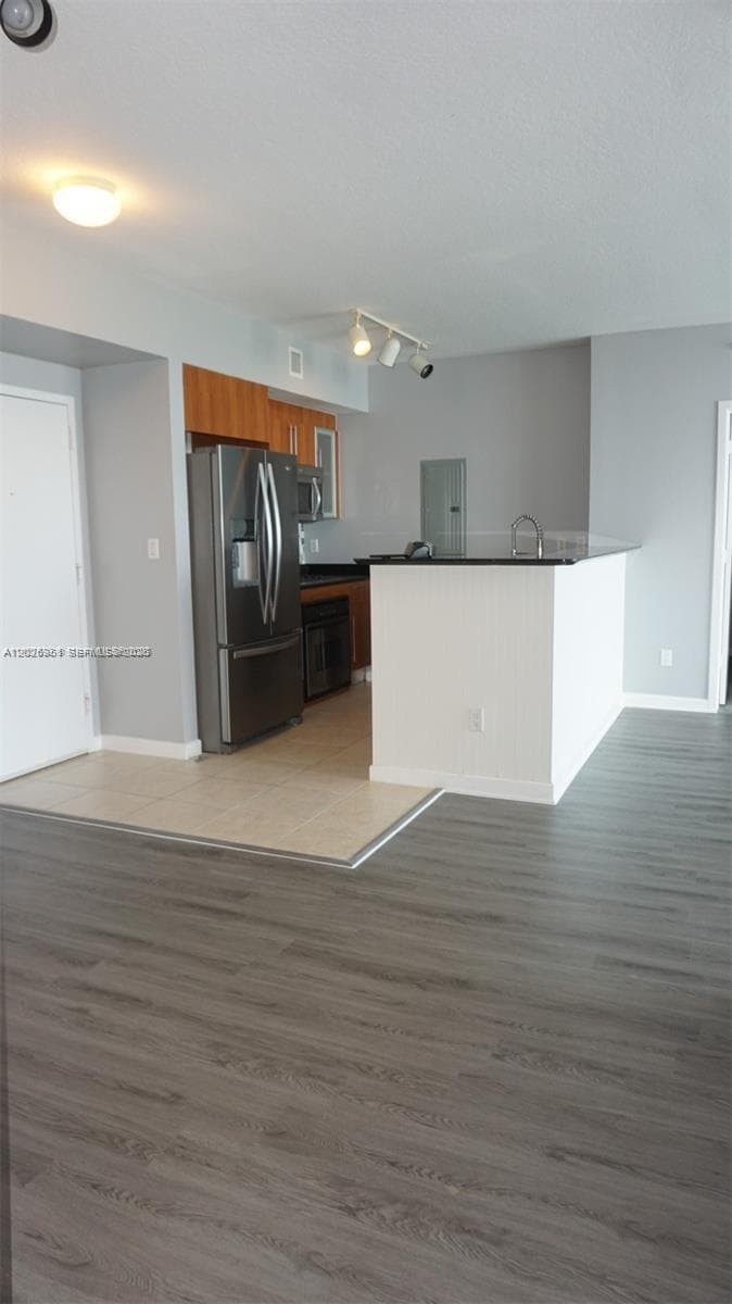 325 S Biscayne Blvd # 2022, Miami, FL 33131 photo 3