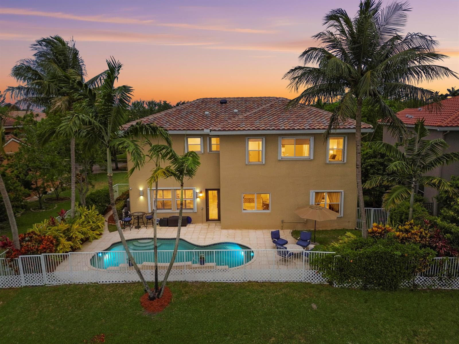 458 Cresta Circle, West Palm Beach, FL 33413 photo 4