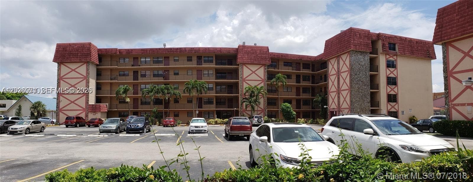 1325 W 68th St # 214, Hialeah, FL 33014 photo 2