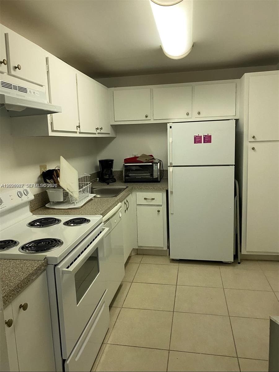 1800 Sans Souci Blvd # 402, North Miami, FL 33181 photo 3