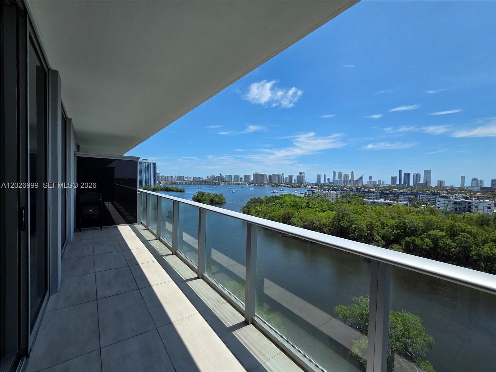 16385 Biscayne Blvd # 1019, North Miami Beach, FL 33160 photo 5