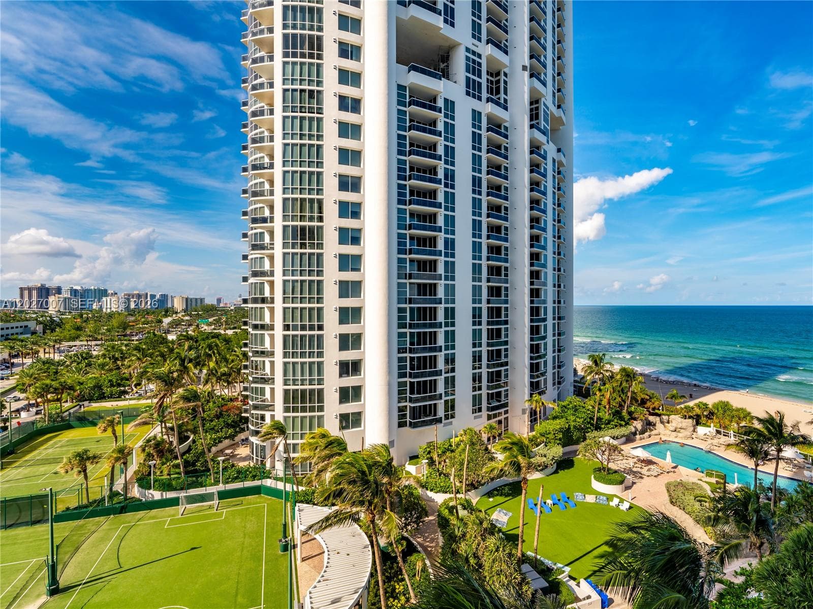 18001 Collins Ave # 1506, Sunny Isles Beach, FL 33160 photo 4