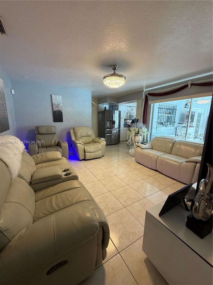 4162 Kingsbridge Drive, Orlando, FL 32839 photo 2