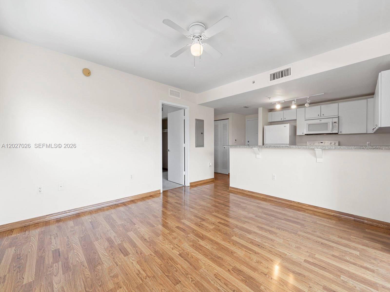 2740 SW 28th Ter # 508, Miami, FL 33133 photo 2