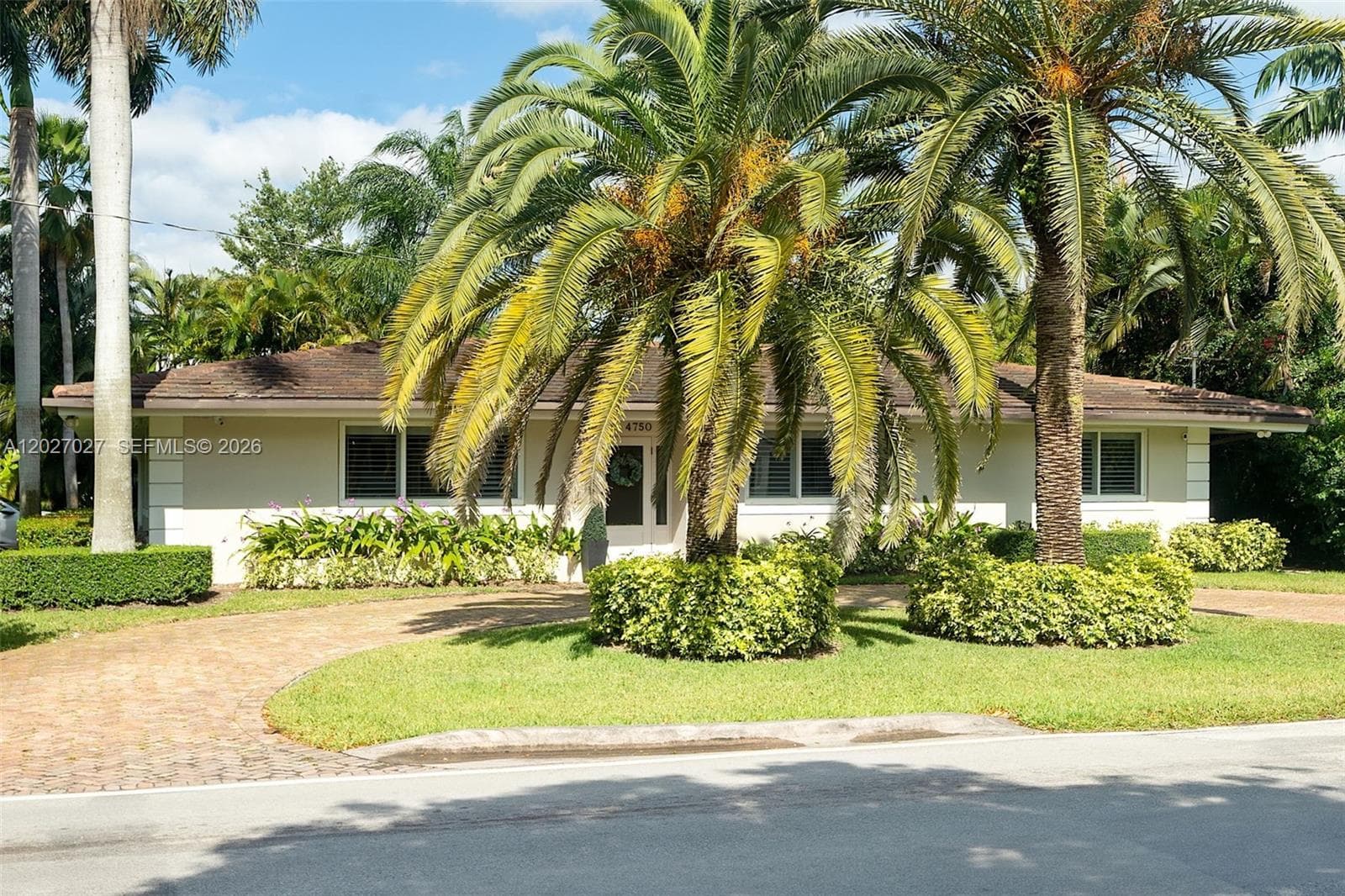 4750 Alhambra Cir, Coral Gables, FL 33146 photo 2