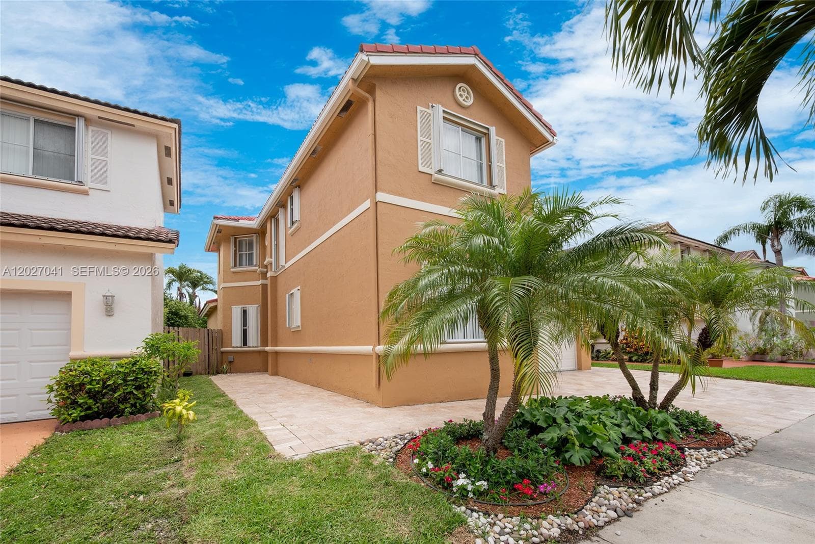 15558 SW 112th Dr, Miami, FL 33196 photo 4