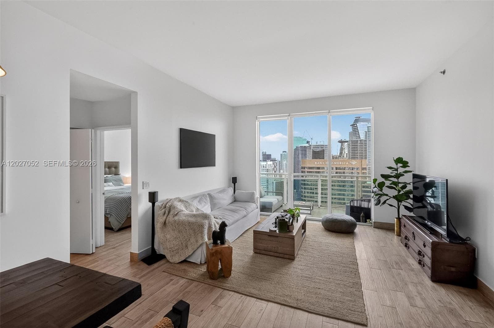 950 Brickell Bay Dr # 4504, Miami, FL 33131 photo 3