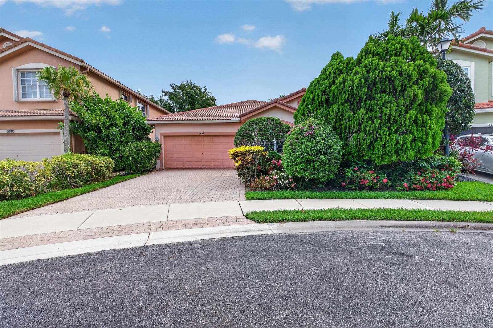 4889 N Classical Boulevard, Delray Beach, FL 33445 photo 2