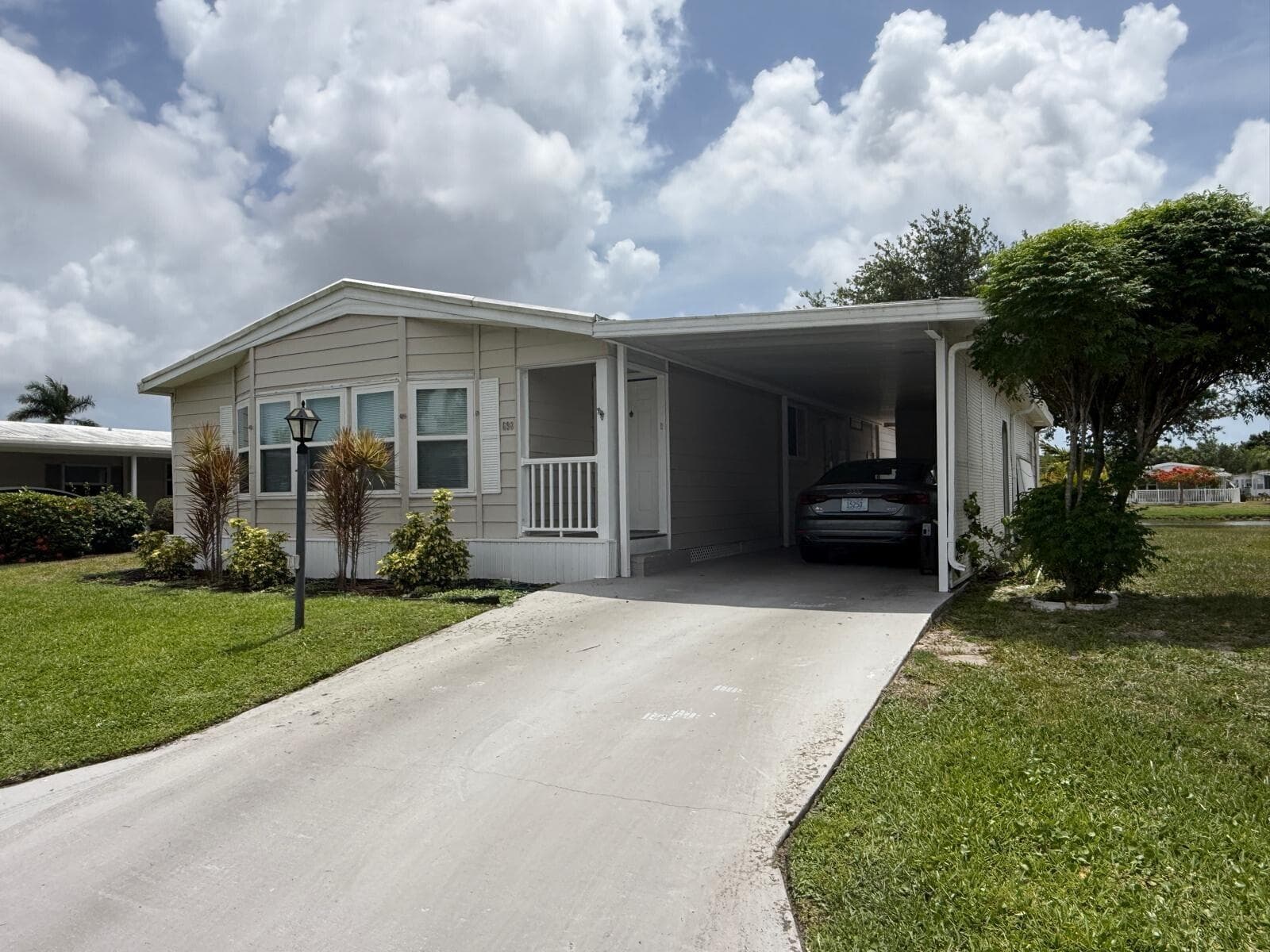 698 Sunny South Avenue, Boynton Beach, FL 33436 photo 2