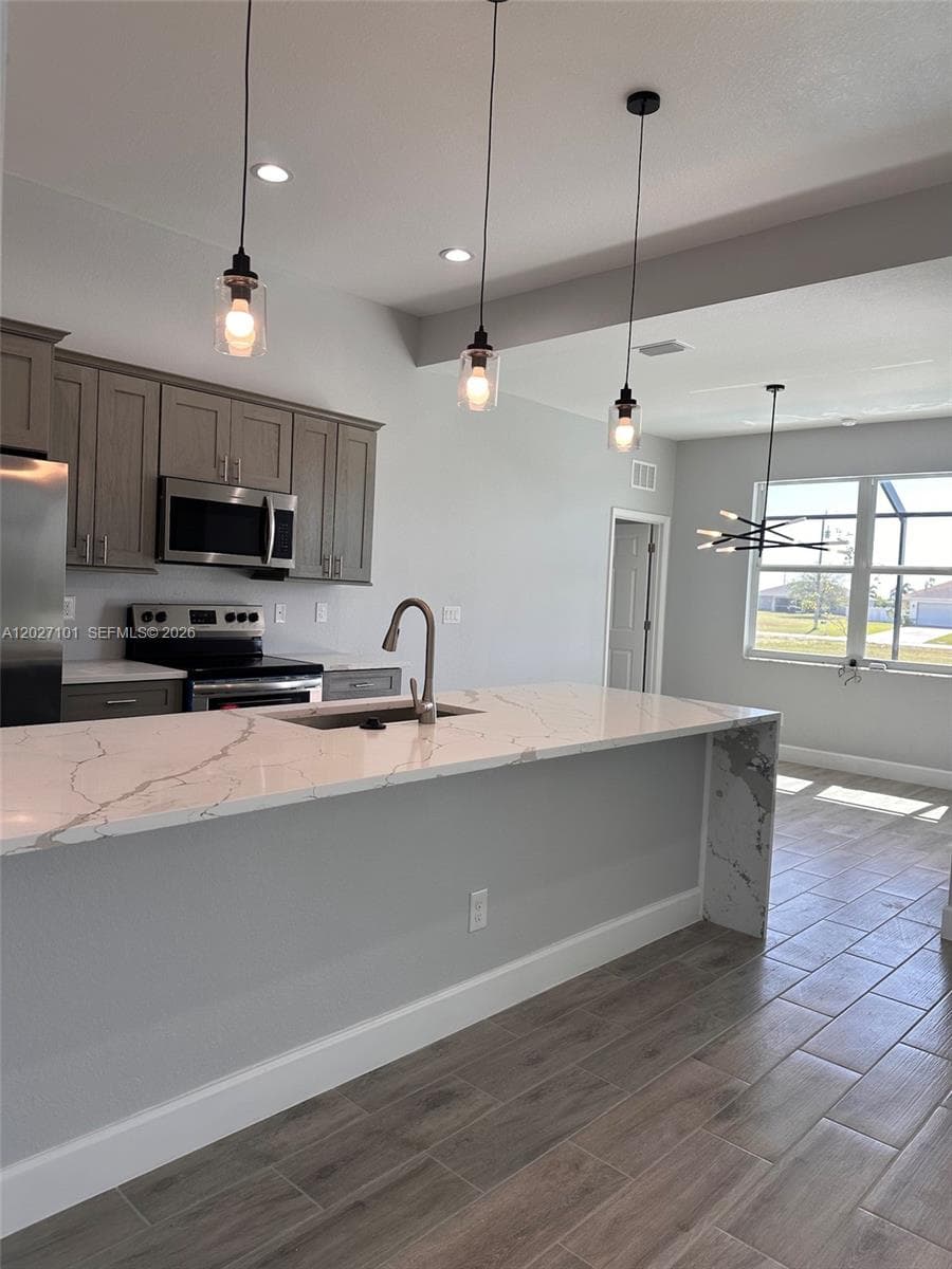 205 NW 18, Cape Coral, FL 33993 photo 3