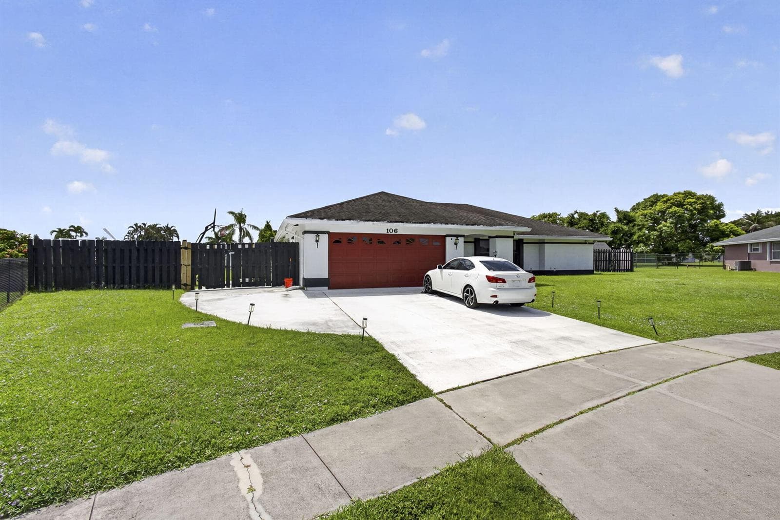 106 Segovia Court, Royal Palm Beach, FL 33411 photo 2