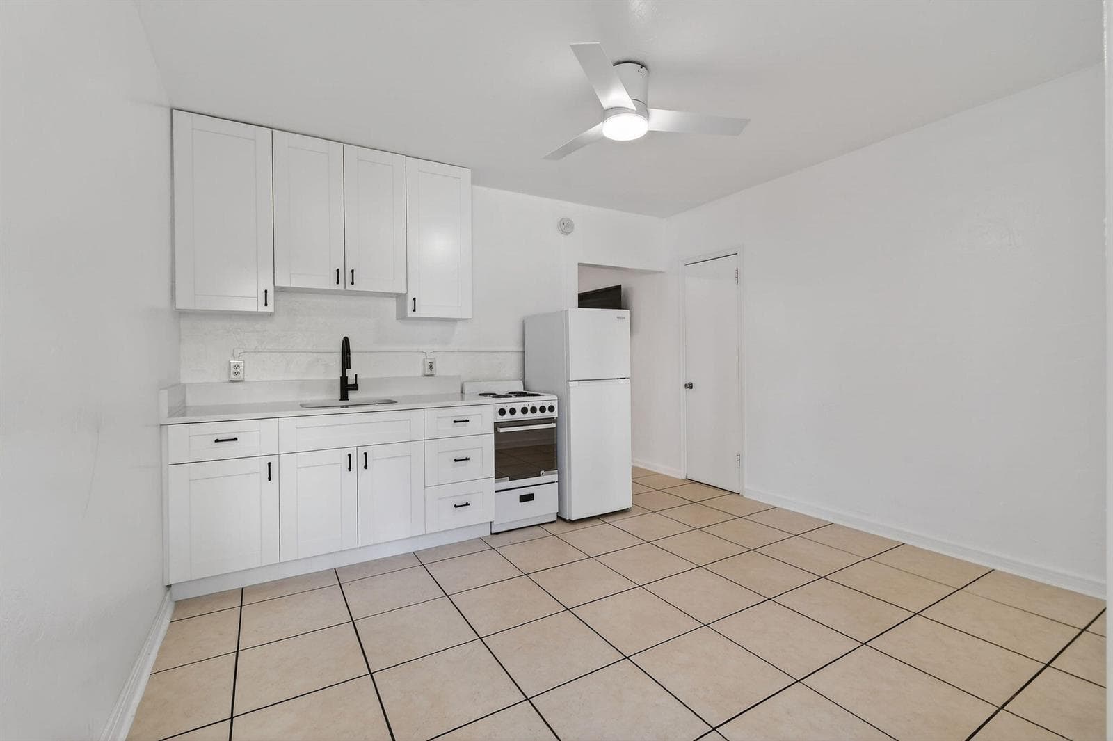 101 Blossom Lane # L, Palm Beach Shores, FL 33404 photo 2
