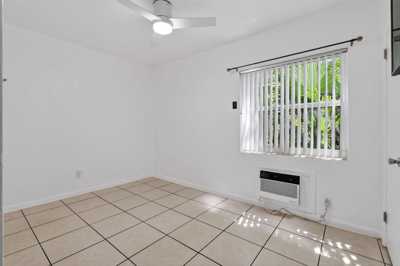 101 Blossom Lane # L, Palm Beach Shores, FL 33404 photo 3