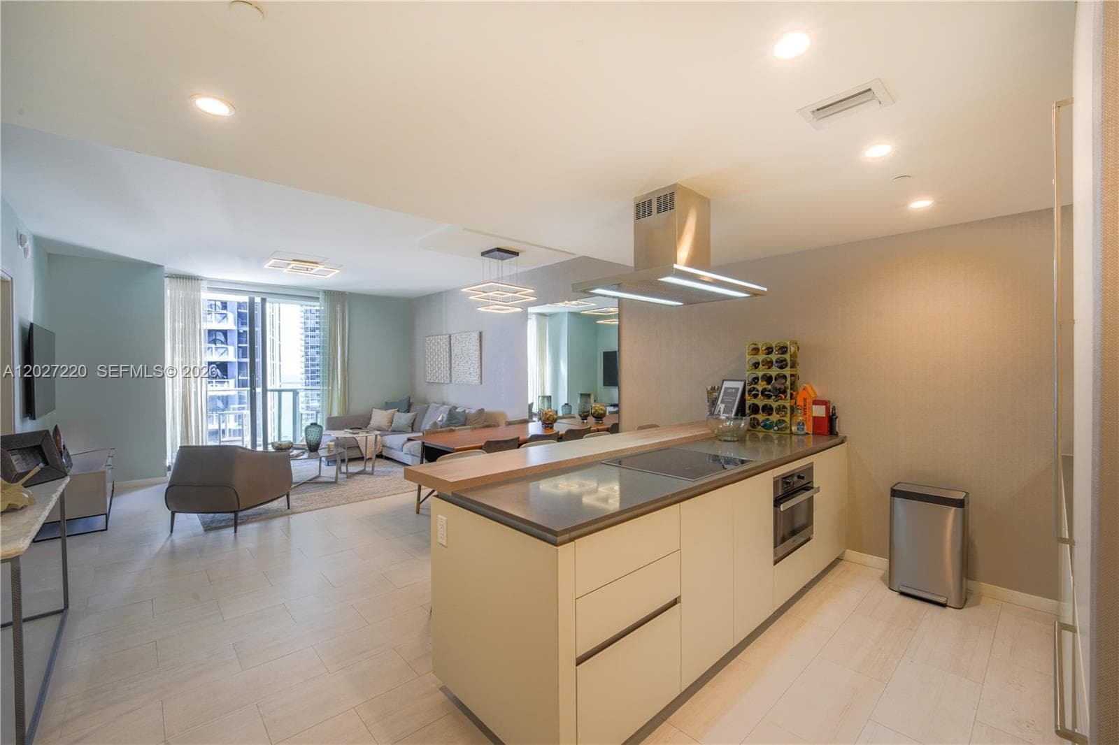 1000 Brickell Plz # 3705, Miami, FL 33131 photo 3