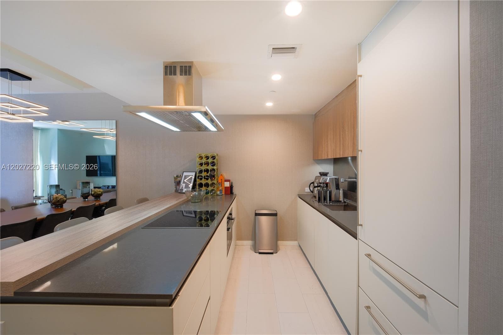 1000 Brickell Plz # 3705, Miami, FL 33131 photo 5