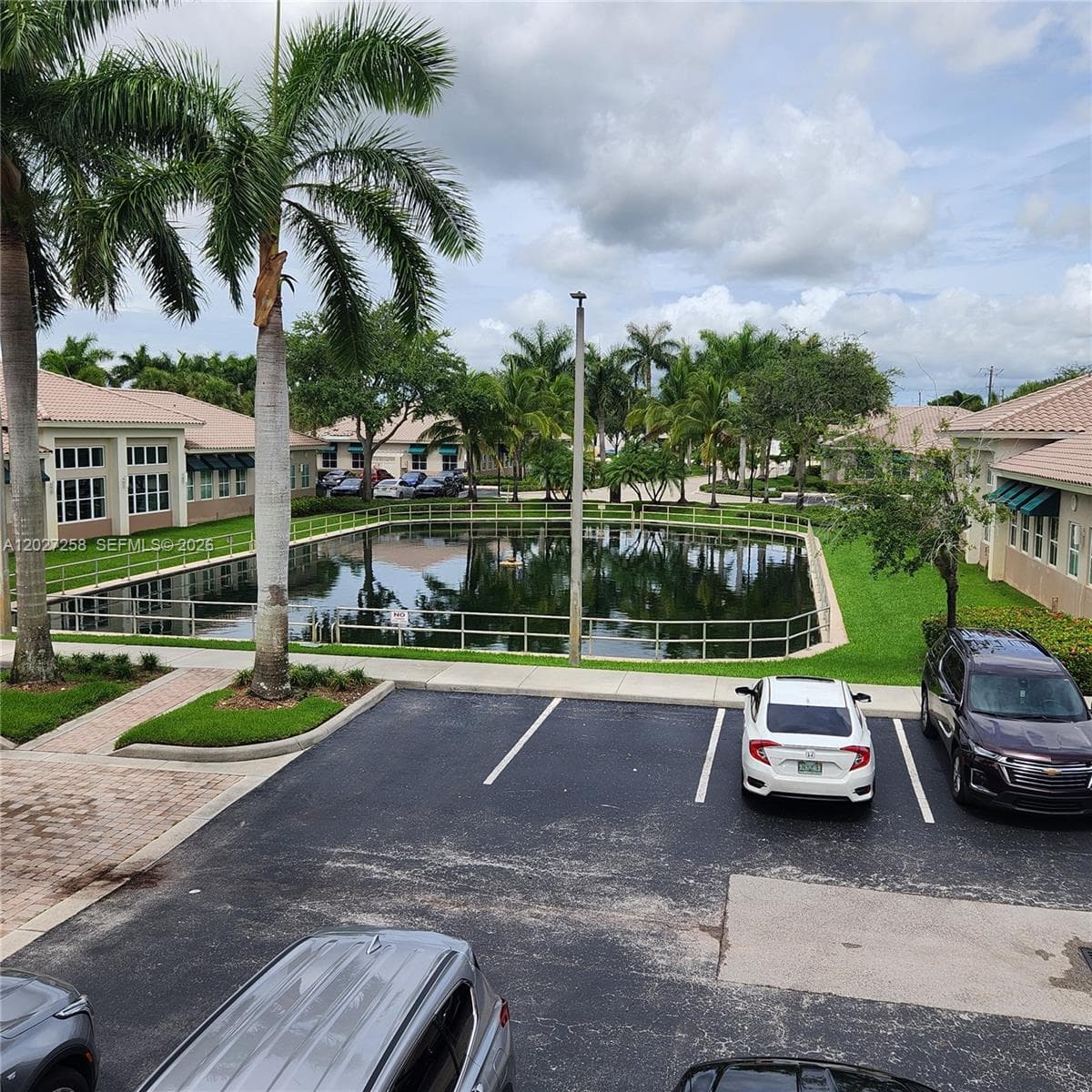 5220 S University Dr # 204C, Davie, FL 33328 photo 2