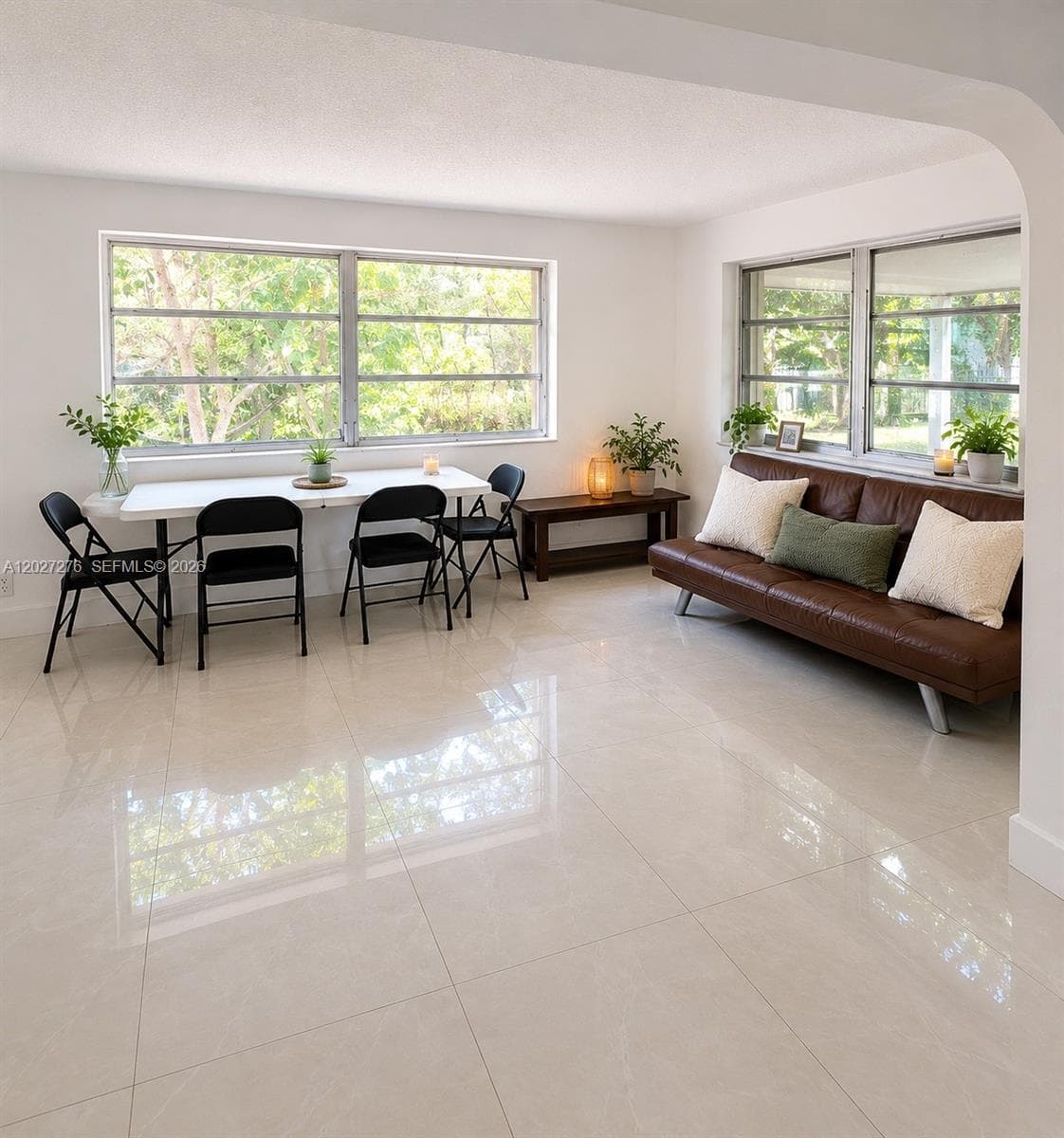 1109 NE 4th Ct, Hallandale Beach, FL 33009 photo 5