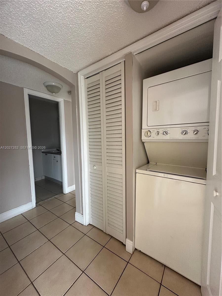 890 SW 129th Pl # 208, Miami, FL 33184 photo 3