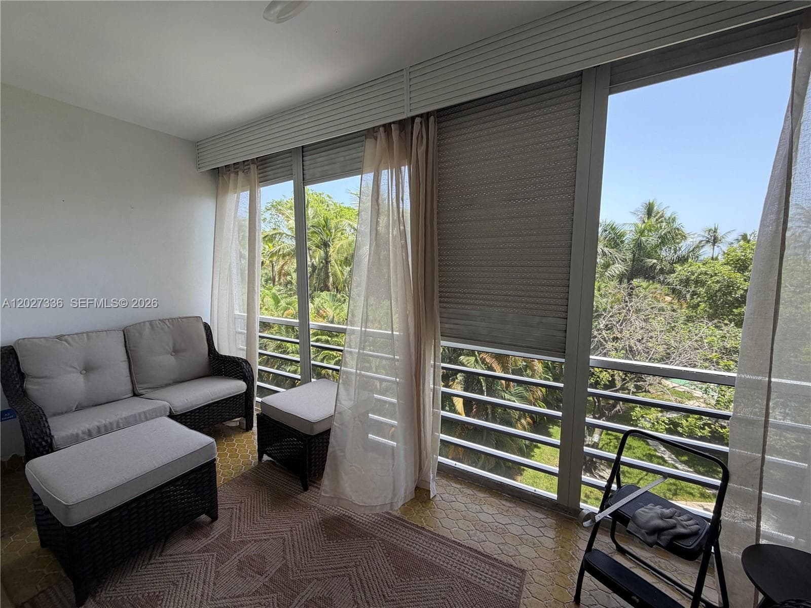 1000 NE 14th Ave # 408, Hallandale Beach, FL 33009 photo 4